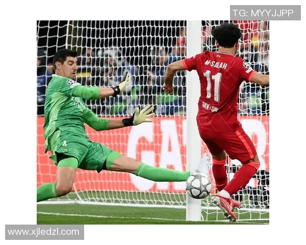 库尔图瓦：从守门员到传奇的足球之路与不屈精神