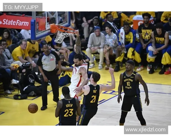 火箭队与开拓者在2020年12月27日的激烈对决回顾与精彩瞬间分析 火箭队与开拓者在2020年12月27日的激烈对决回顾与精彩瞬间分析