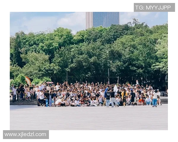 重庆滑板队在极限运动联赛中的团队协作表现分析与点评