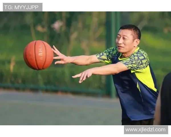 恒大与国安球迷激情对决球场内外的热血与情怀交织